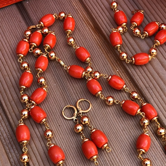 🧡 Beautiful and bold beaded jewelry set NWOT - Picture 4 of 8